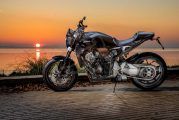 HONDA lance la CB1000R 70th Swiss Limited Edition, en première à Swiss Moto 2019