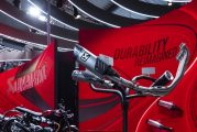 AKRAPOVIC ALGÉRIE : Renouvellement du contrat de représentation