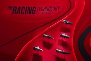 Akrapovič présente « La technologie de compétition de demain » à l'EICMA