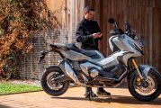 Honda lance un nouveau système de connectivité pour motos et scooters
