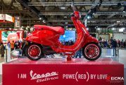 EICMA 2021 : VESPA ELETTRICA RED