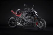 Ducati présente l'édition limitée et numérotée de la XDiavel Nera : 
