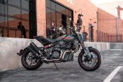 Indian Motorcycle présente l’édition limitée FTR Stealth Gray